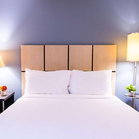 Sonesta Simply Suites Oklahoma City Airport Eksteriør billede
